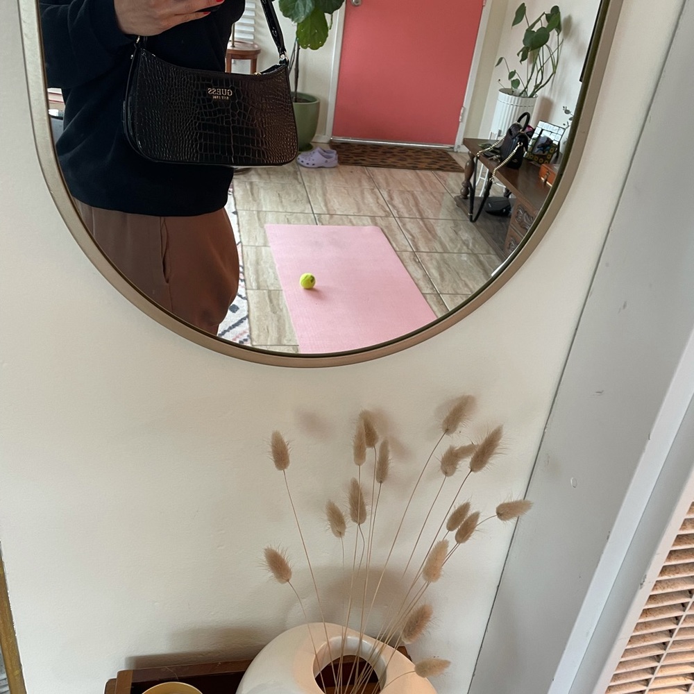 Guess purse - Picture 5 of 5